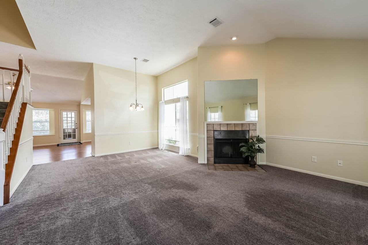 14403 Little Willow Walk - Photo 6 of 41