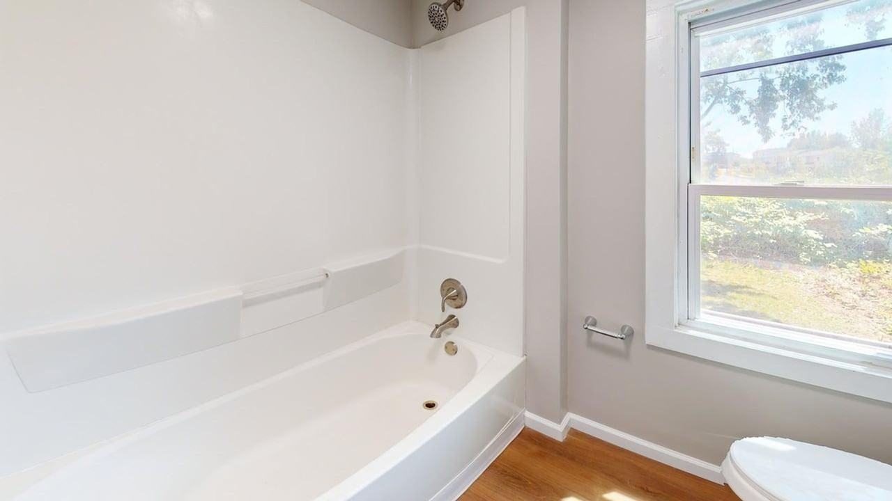 1280 7th Ave - Photo 2 of 14