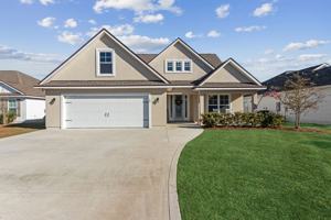featured image of 104 Pomegranate St #1