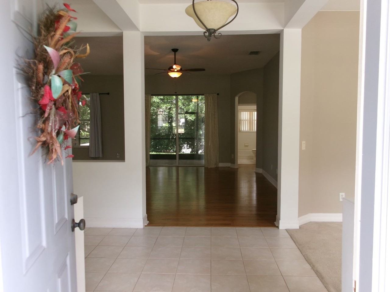 12415 Lake Valley Dr - Photo 5 of 36