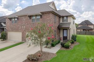 featured image of 18177 Pinehurst Dr
