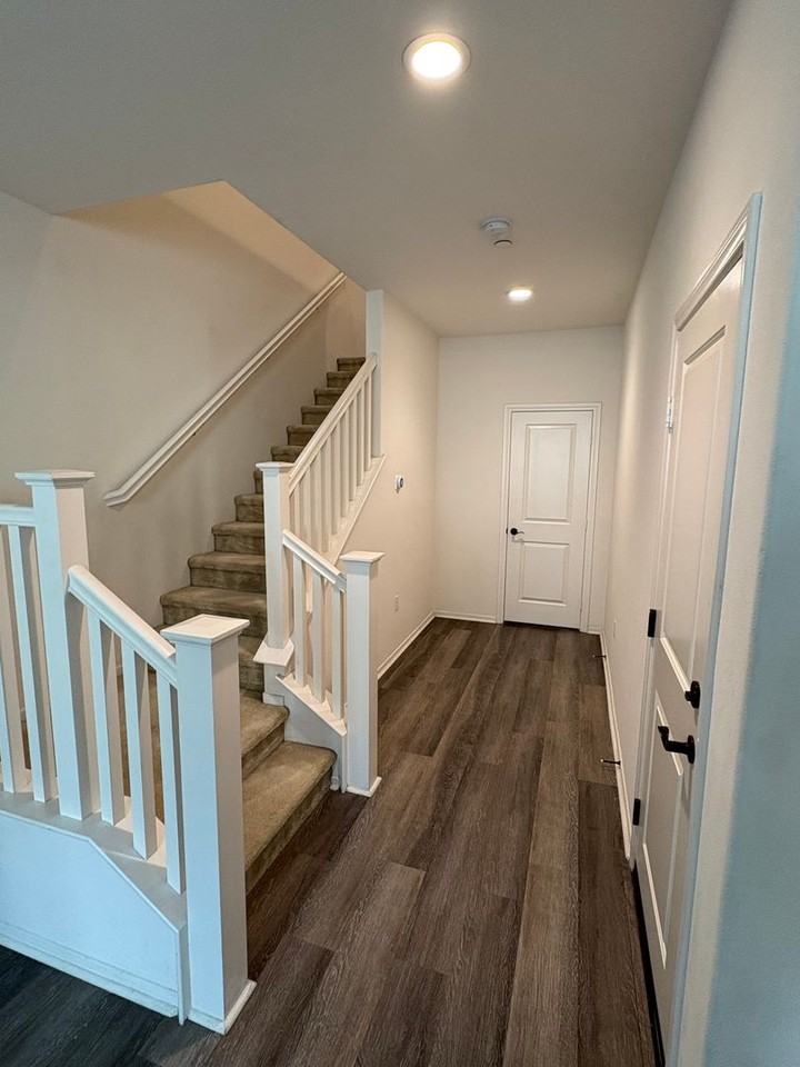 3160 E Yountville Dr #10 - Photo 5 of 19