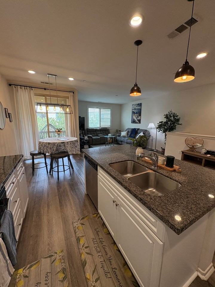 3160 E Yountville Dr #10 - Photo 6 of 19