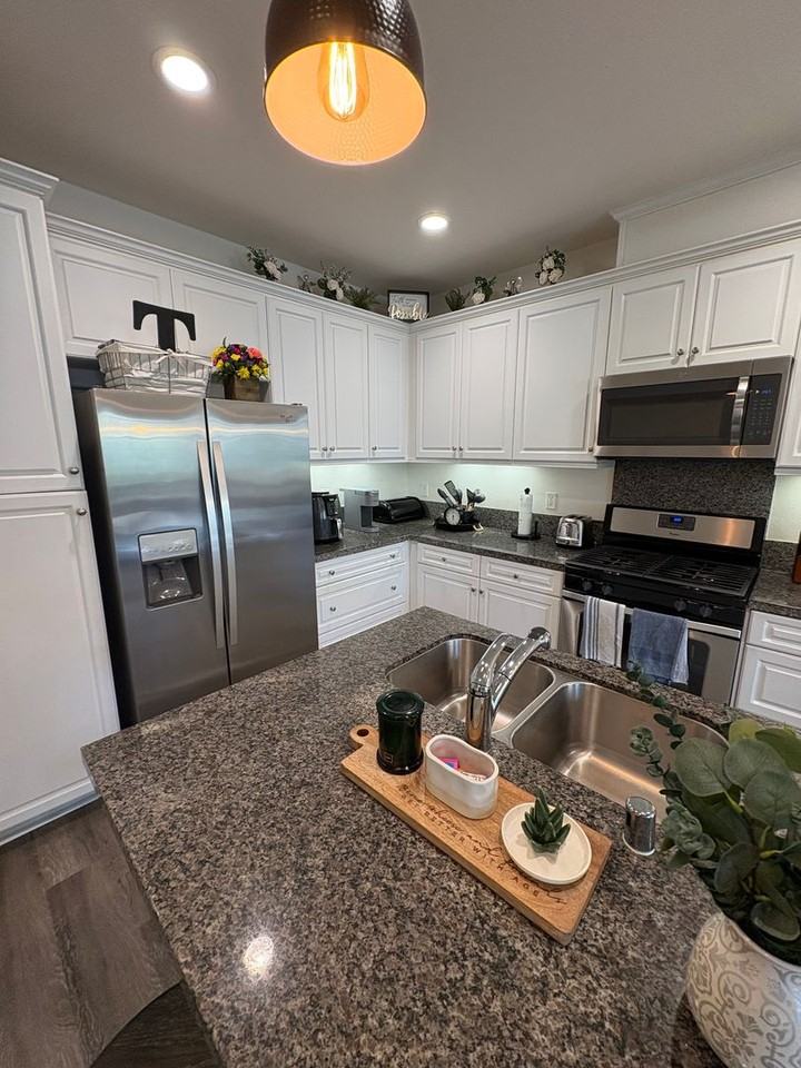 3160 E Yountville Dr #10 - Photo 7 of 19