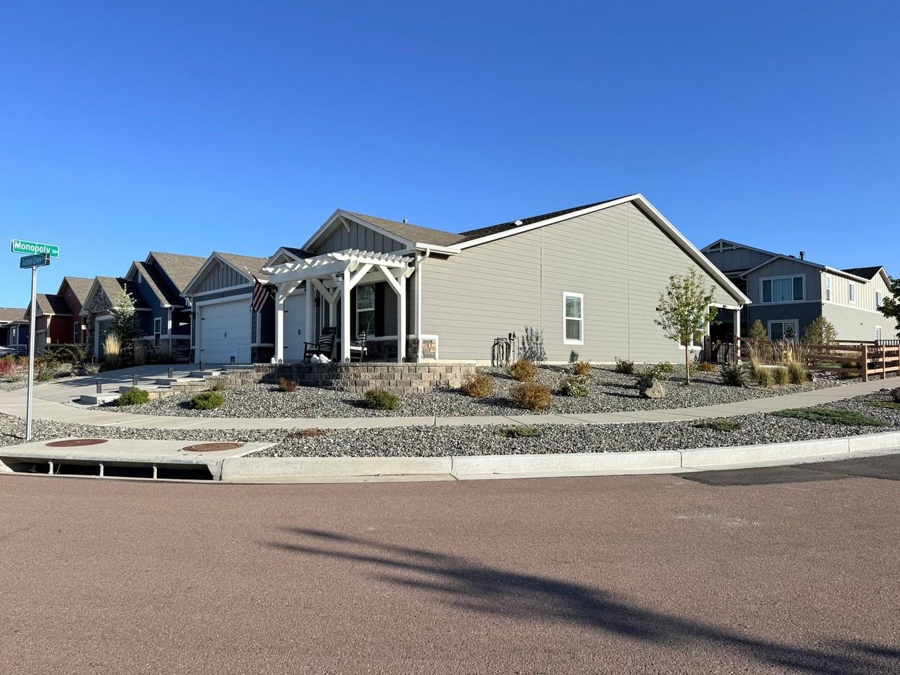 6784 Tumble Creek Dr - Photo 2 of 15