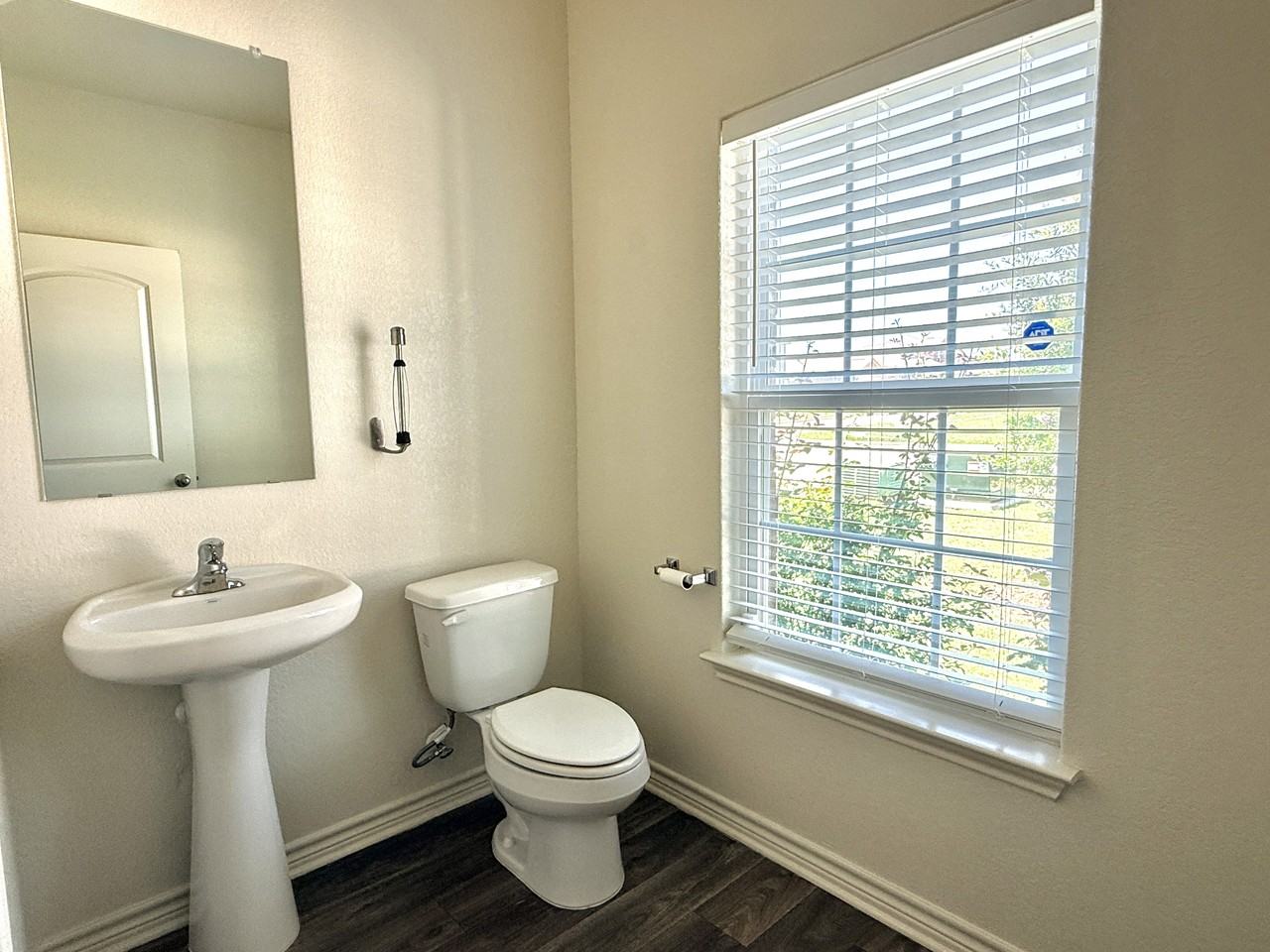 109 Sunnymeade Ln #1 - Photo 4 of 34
