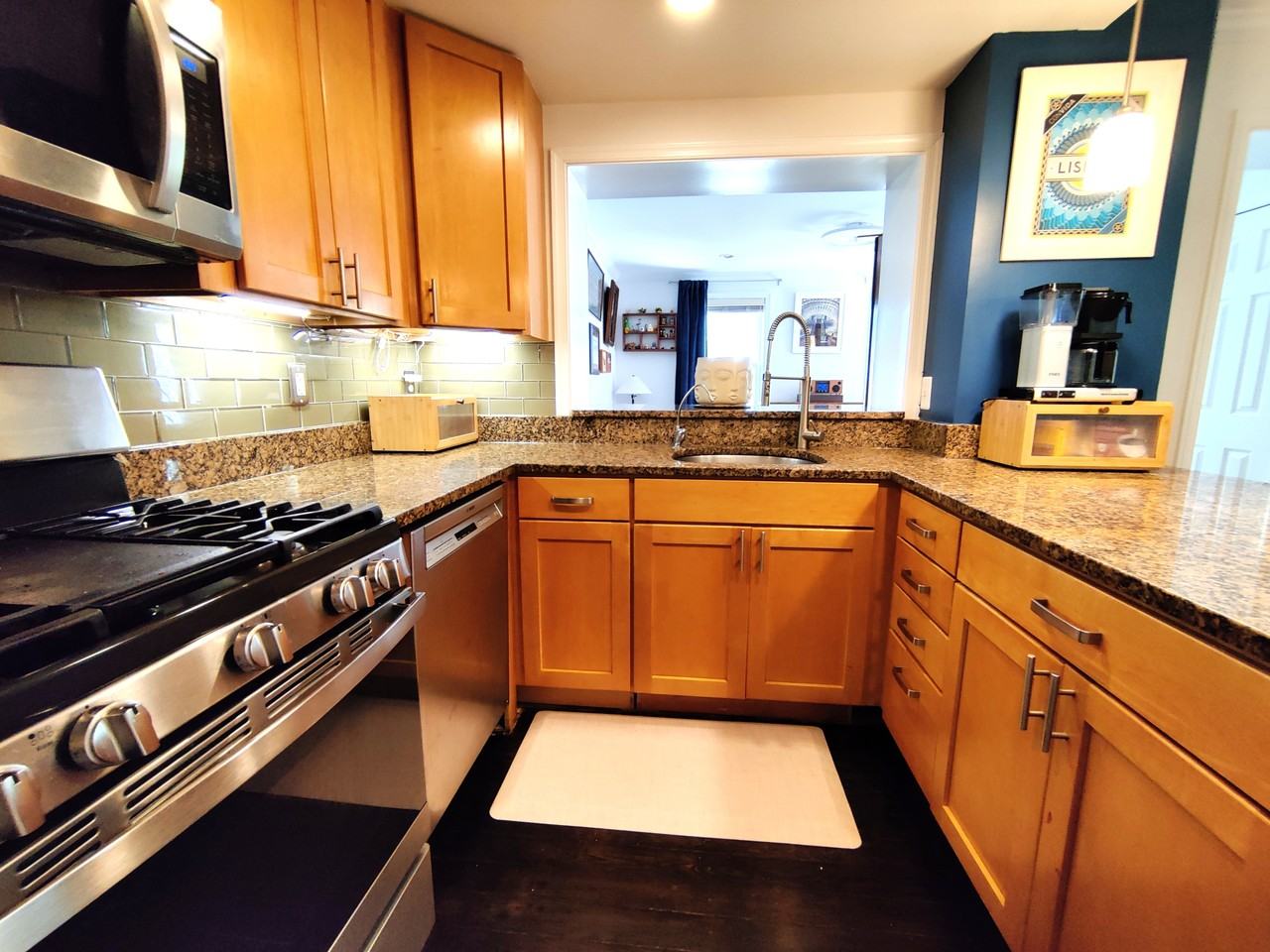5837 Edgehill Dr #1 - Photo 6 of 20