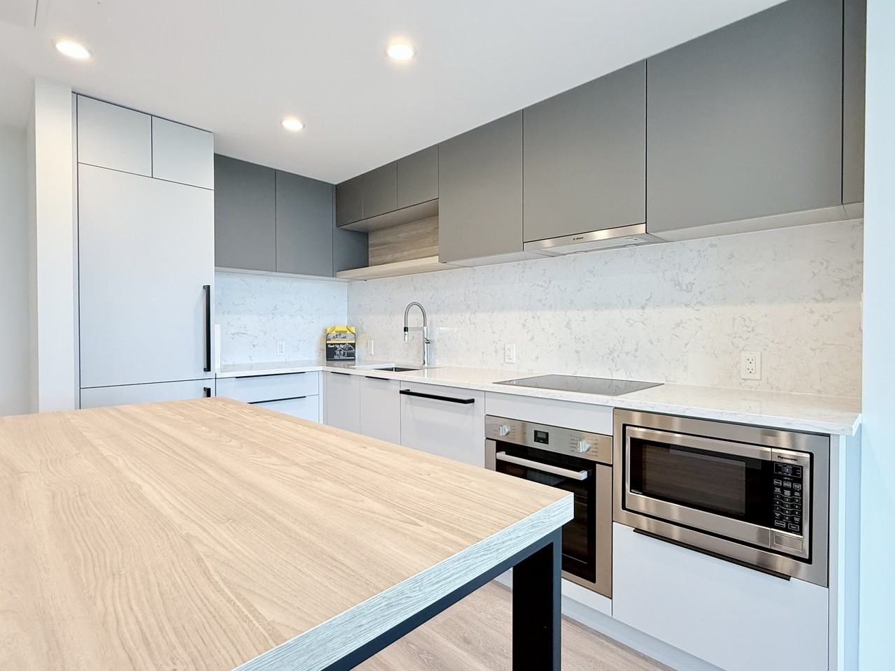 567 Emerson Street #17F - Photo 6 of 13