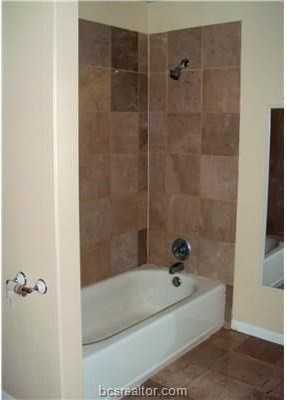 500 500 Nagle B Street - Photo 7 of 22