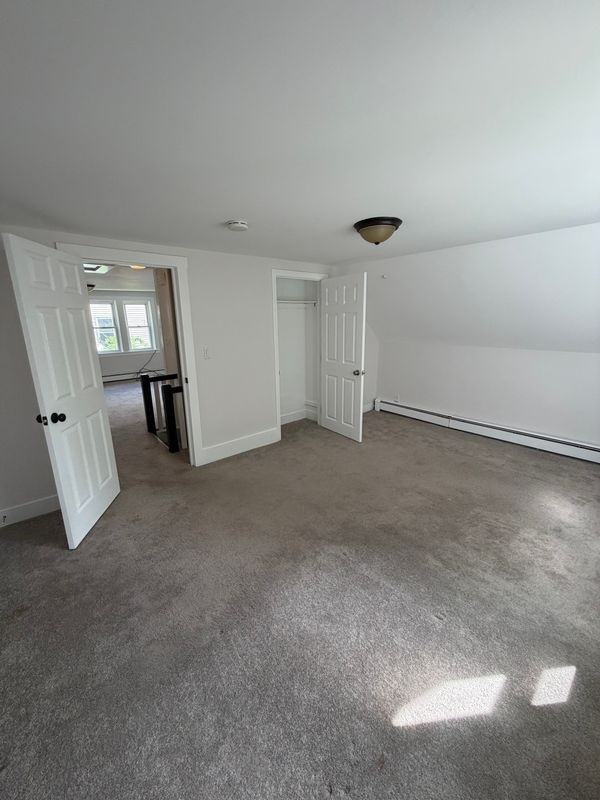 149 West St - Photo 7 of 11