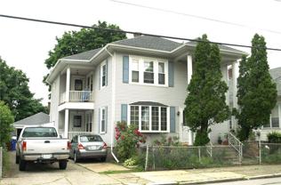 117 Robinson Ave - Photo 1 of 1