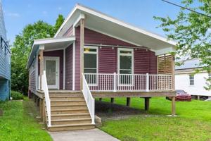 featured image of 5010 N Prieur St