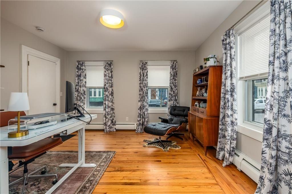 35 Wood St ##1 - Photo 3 of 27