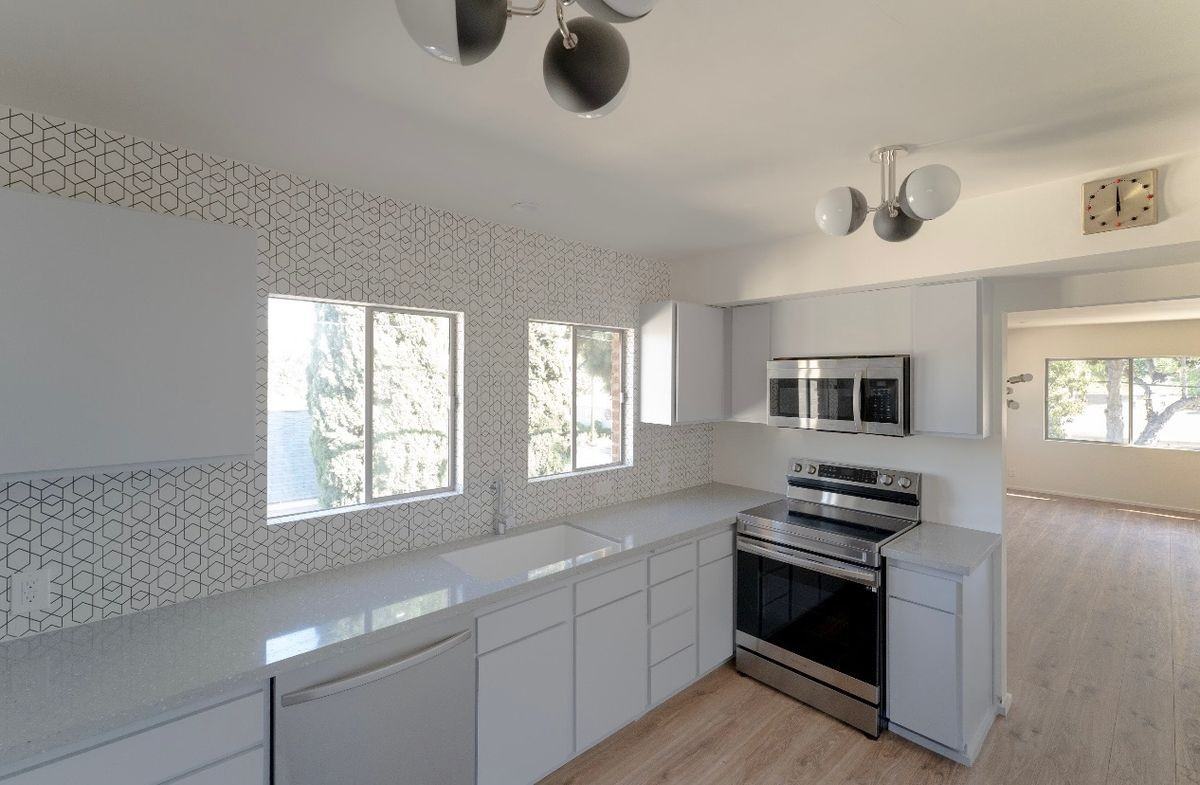111 W 48th St - Photo 3 of 22