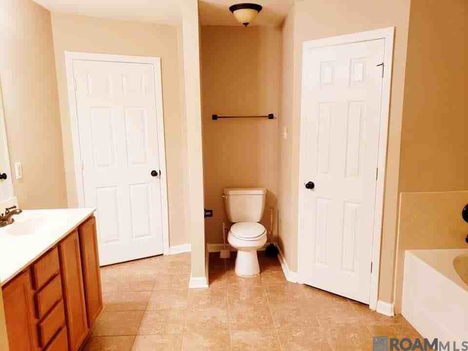 14364 Summerset Dr - Photo 6 of 11