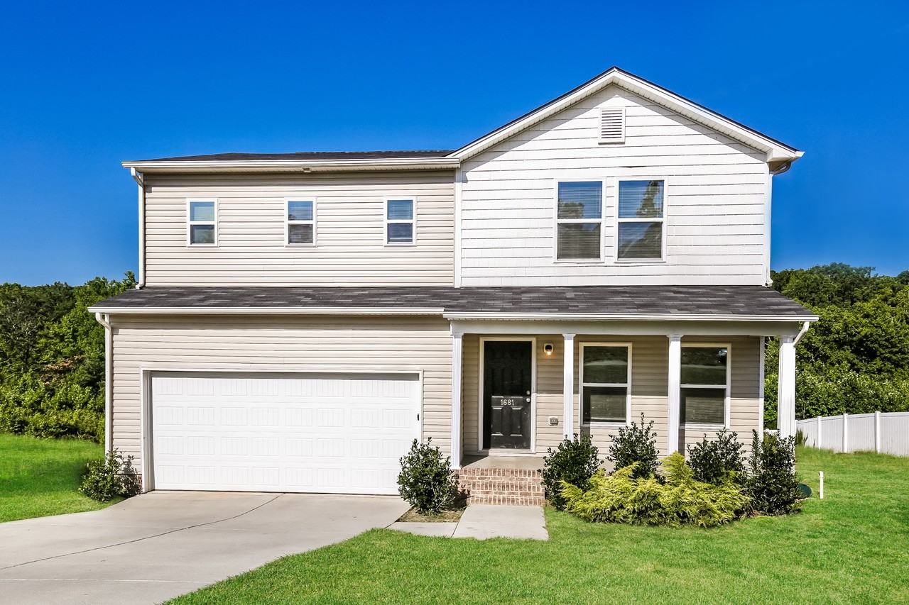 1681 Robins Nest Dr