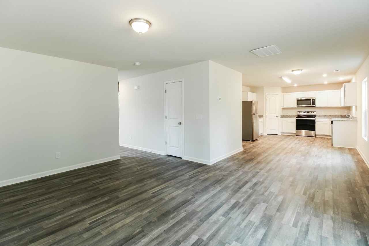 1681 Robins Nest Dr - Photo 5 of 16