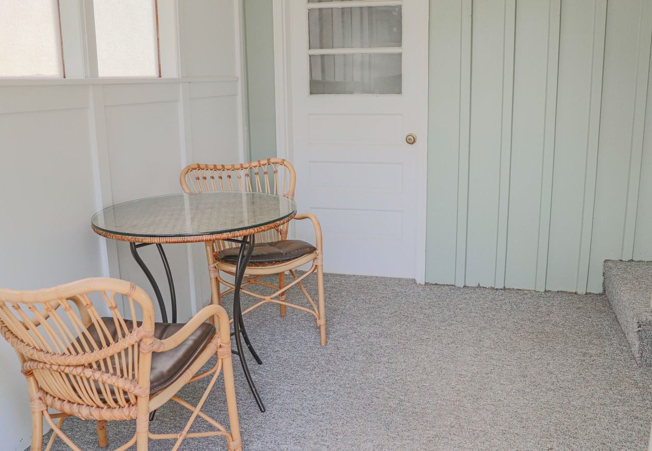 122 S Peters Ave - Photo 6 of 16