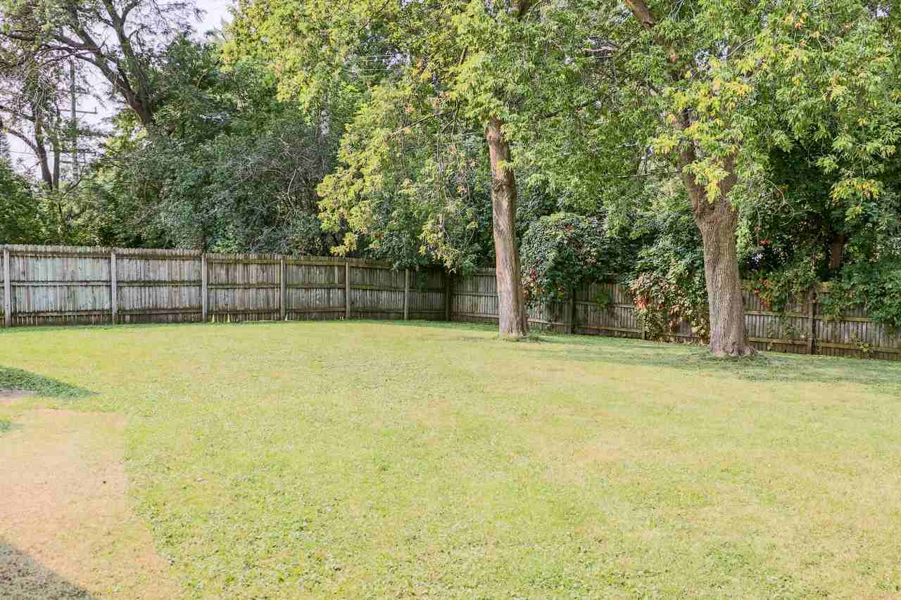 4309 S 35th St - Photo 7 of 9