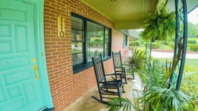 110 Willow Dr - Photo 1 of 1