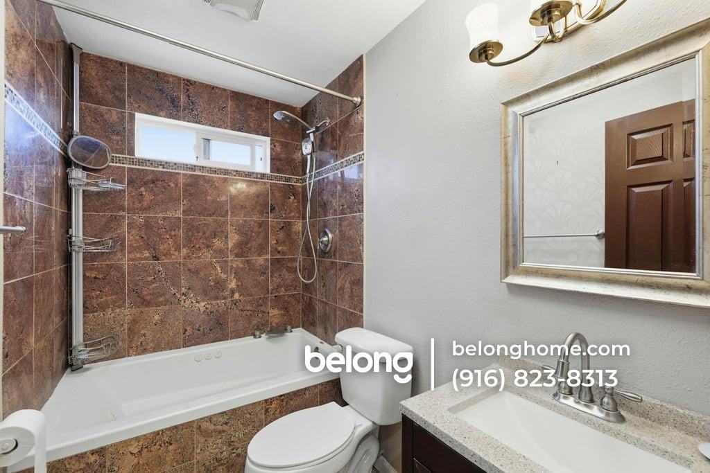 7137 Reyn Oaks Way - Photo 6 of 21