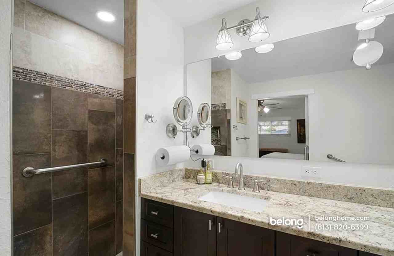 101 Se 41st Ter - Photo 5 of 26