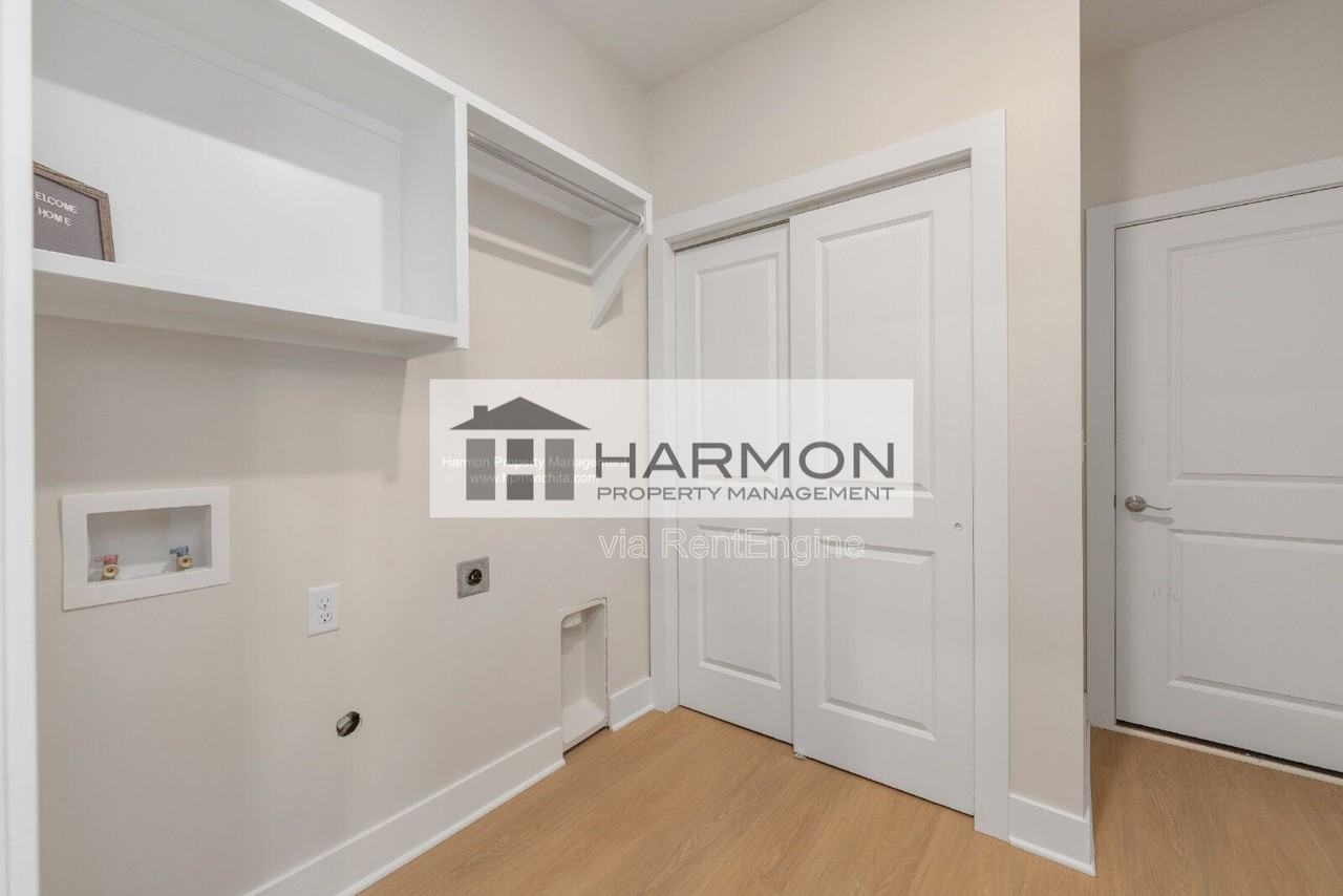 2054 N Reece Ct - Photo 6 of 15