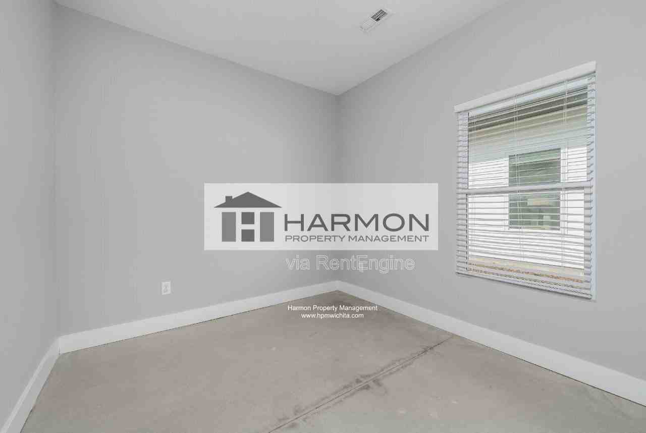 2124 S Thatcher Ct - Photo 6 of 12