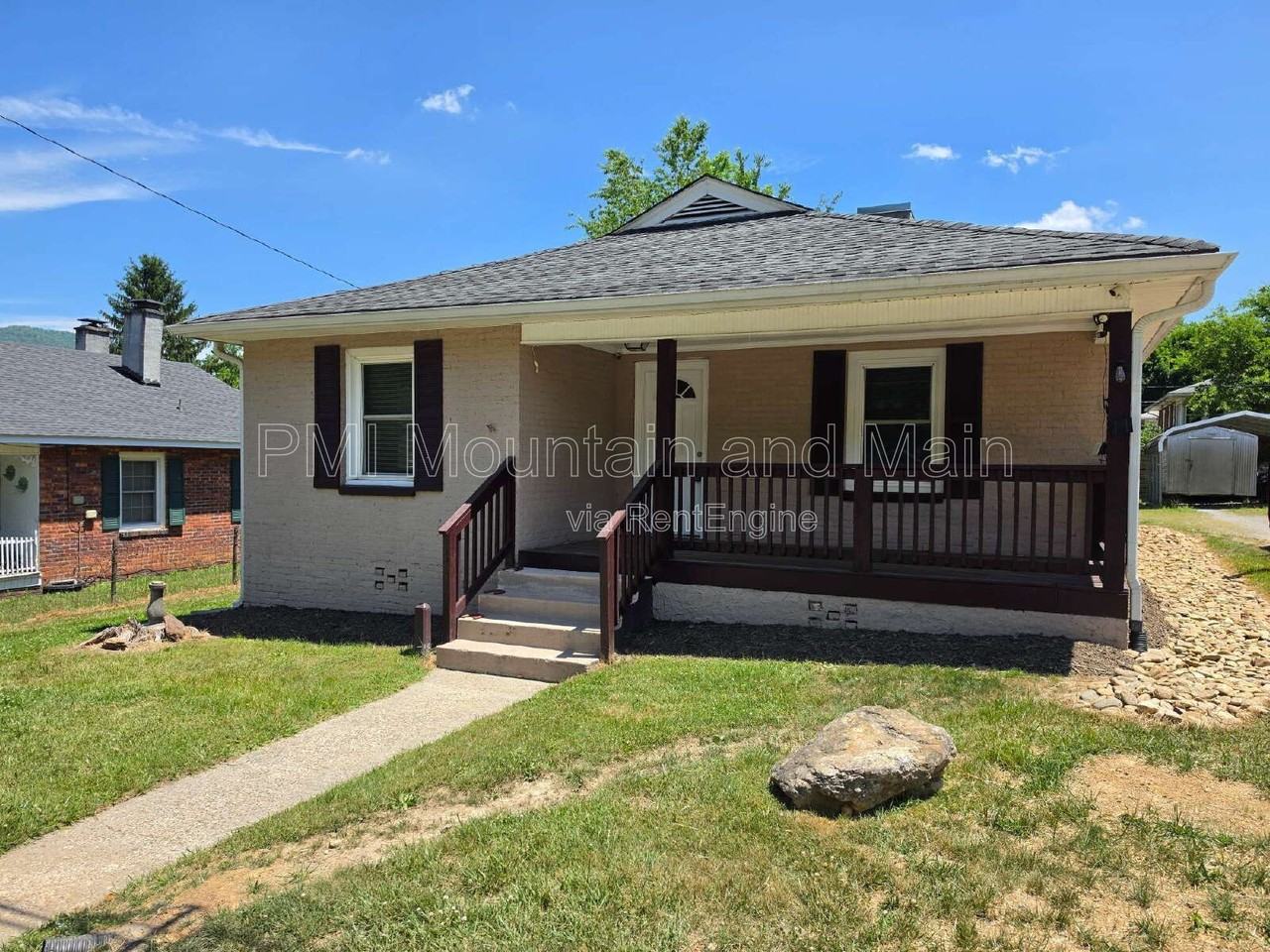 309 Dennis St - Photo 2 of 38