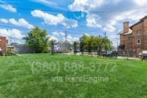 824 Studer Ave - Photo 2 of 23