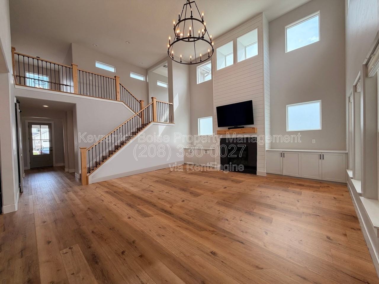 8423 W Brooks Dr - Photo 5 of 25