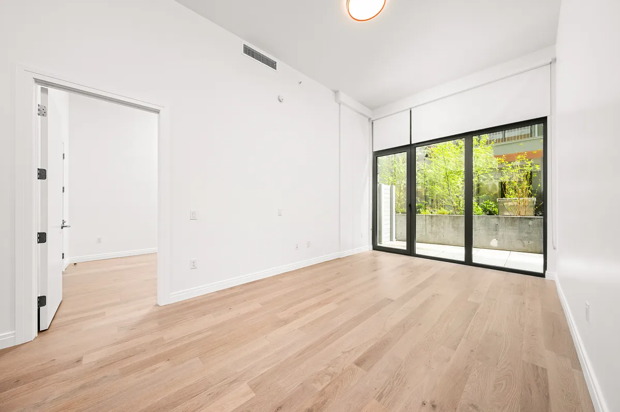 265 Lorimer Street #118 - Photo 4 of 17