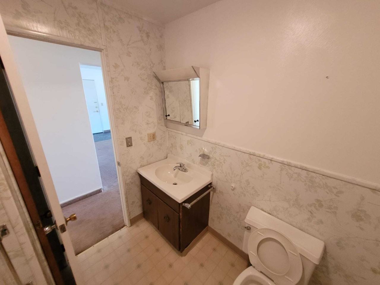 266 Hinkley Dr #3 - Photo 2 of 11