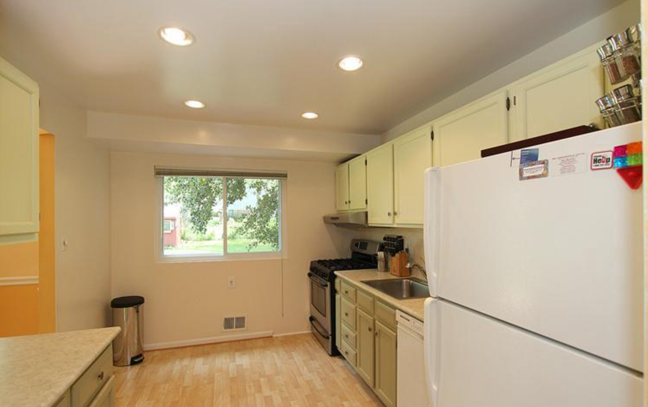 730 Harrington Rd - Photo 3 of 16