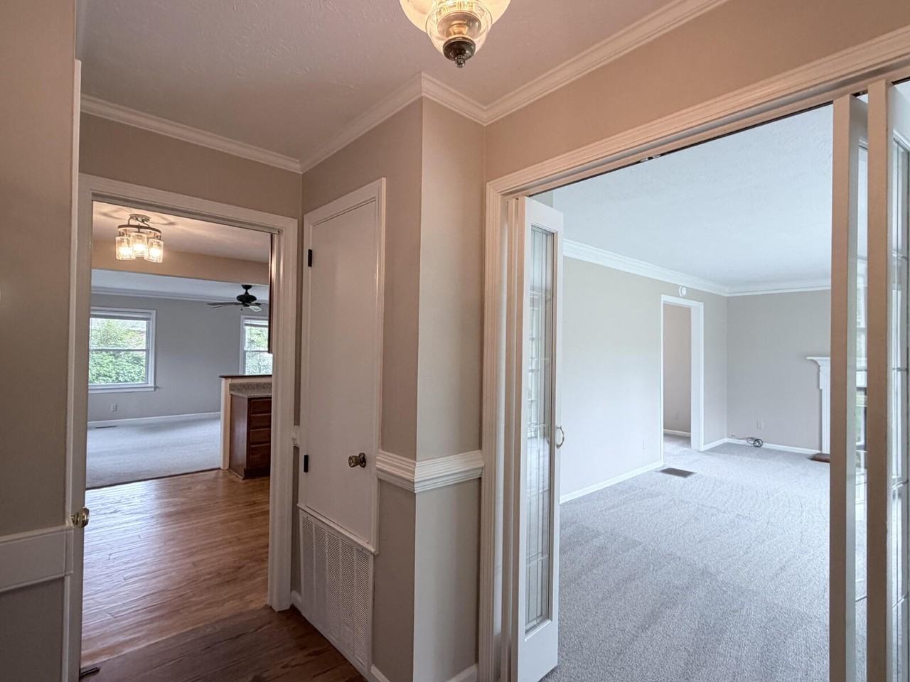 725 Wildflower Ln - Photo 5 of 50