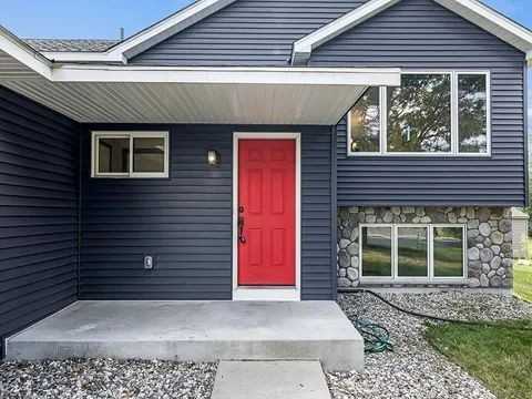 117 Mill Rd - Photo 5 of 35