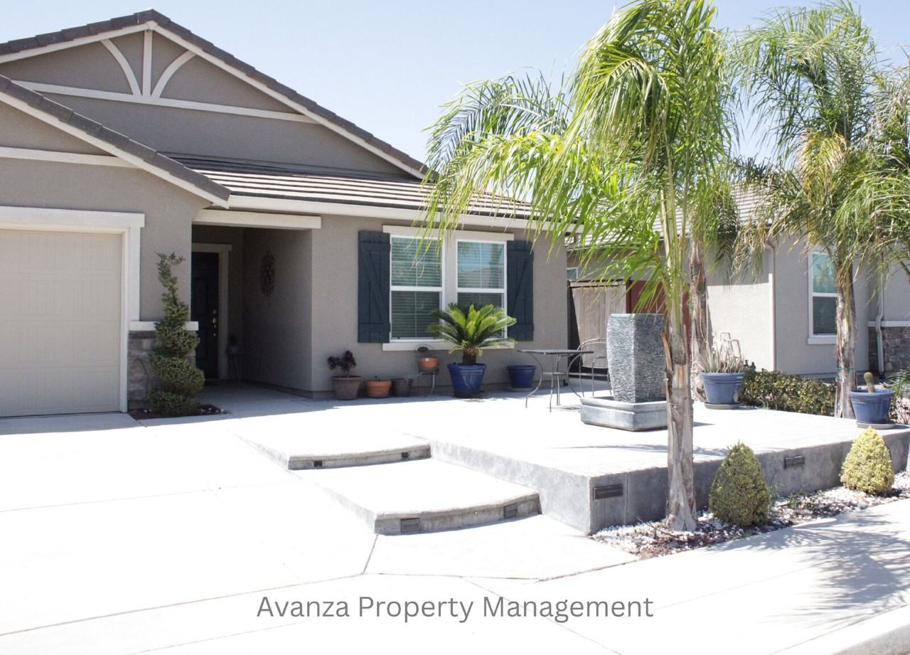6857 E Cetti Ave - Photo 2 of 18
