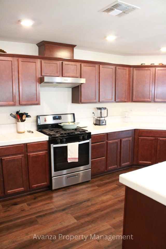 6857 E Cetti Ave - Photo 7 of 18