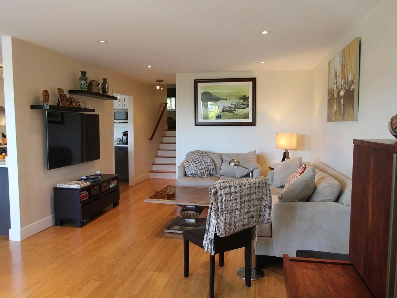 277 Randall St - Photo 2 of 12