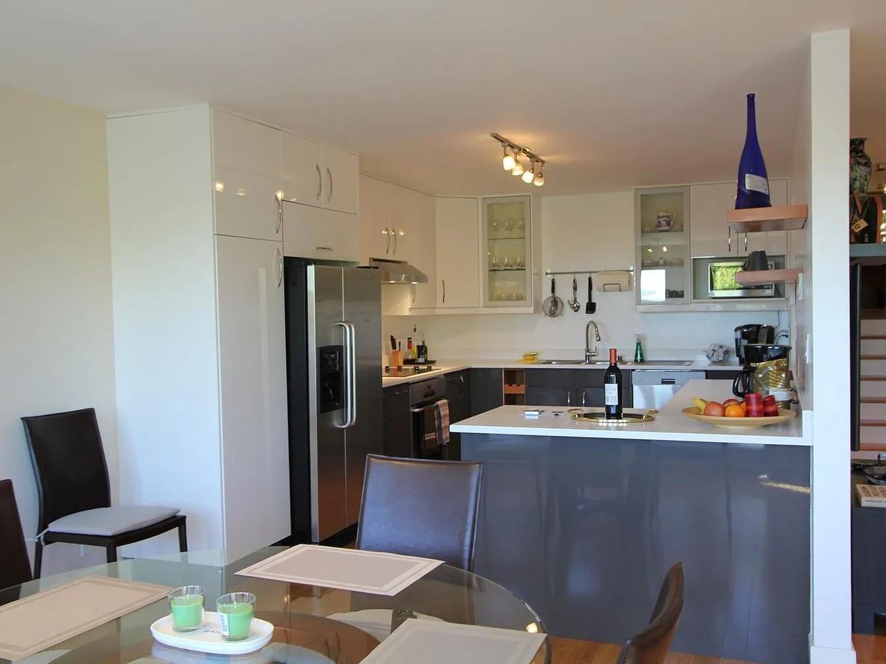 277 Randall St - Photo 3 of 12