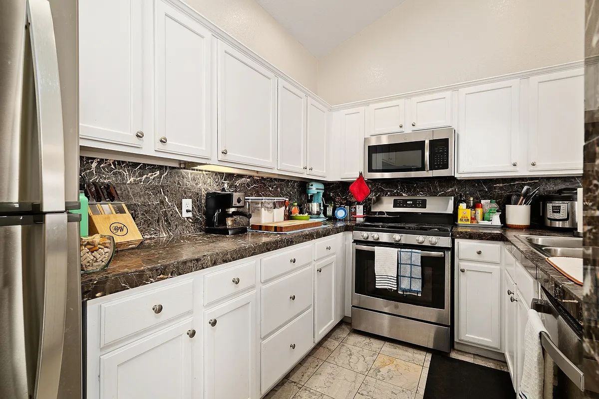 3635 3rd Ave - Photo 7 of 14