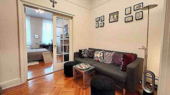 237 Flatbush Ave - Photo 3 of 20