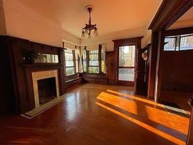 2217 Parker St - Photo 1 of 1