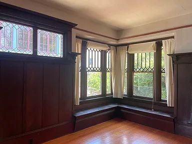2217 Parker St - Photo 3 of 11