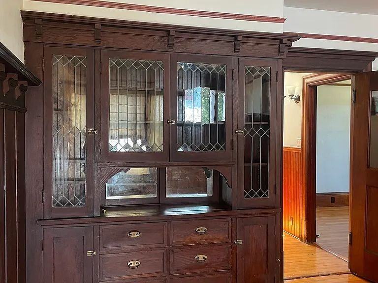 2217 Parker St - Photo 5 of 11