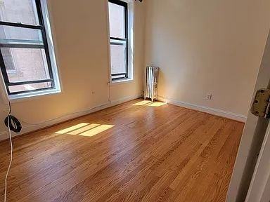 3321 12th Ave - Photo 3 of 12