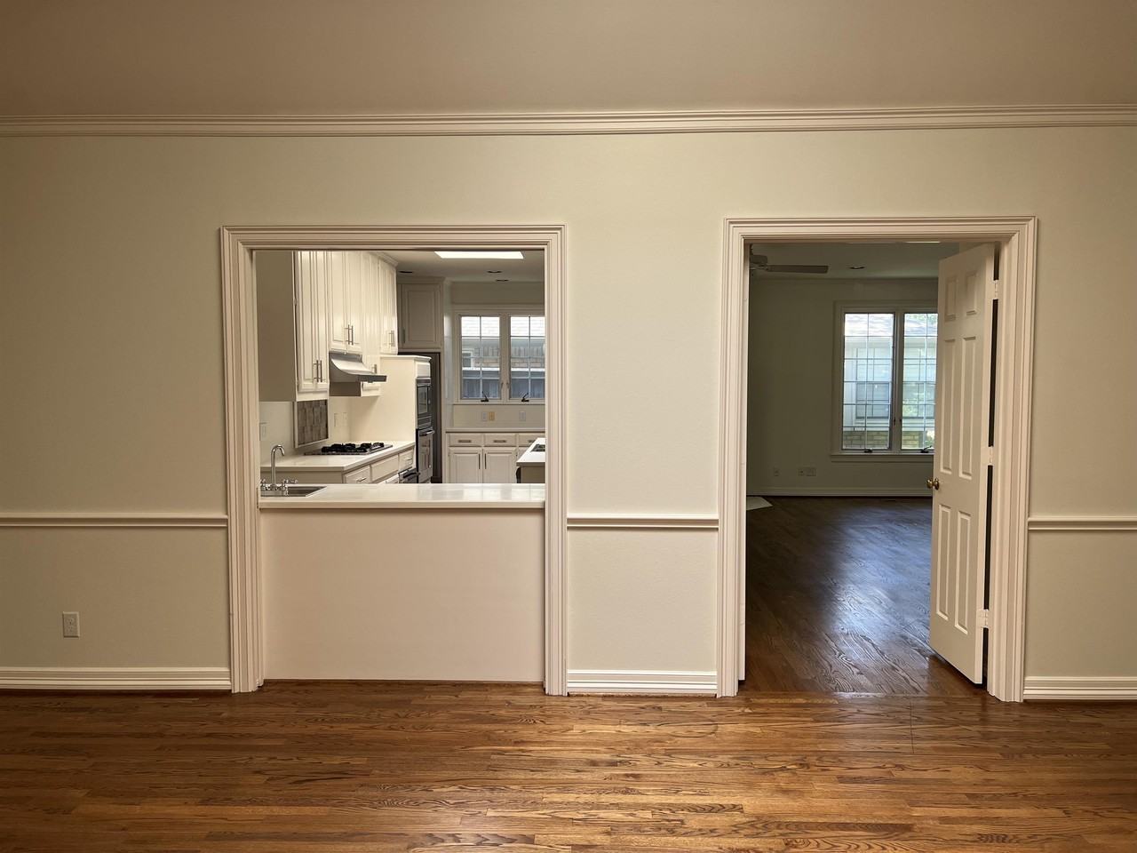 7022 Deloache Ave - Photo 3 of 10