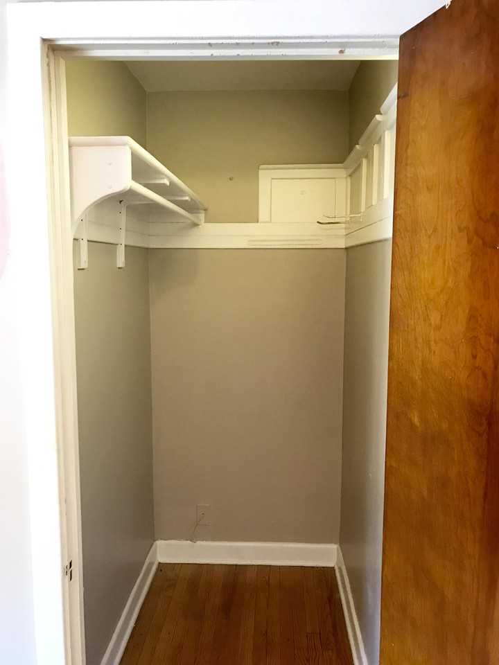 114 N Spring St #7 - Photo 4 of 12