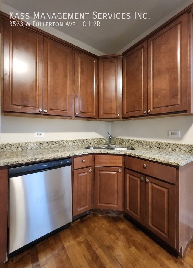 3523 W Fullerton Ave #CH2R - Photo 4 of 50
