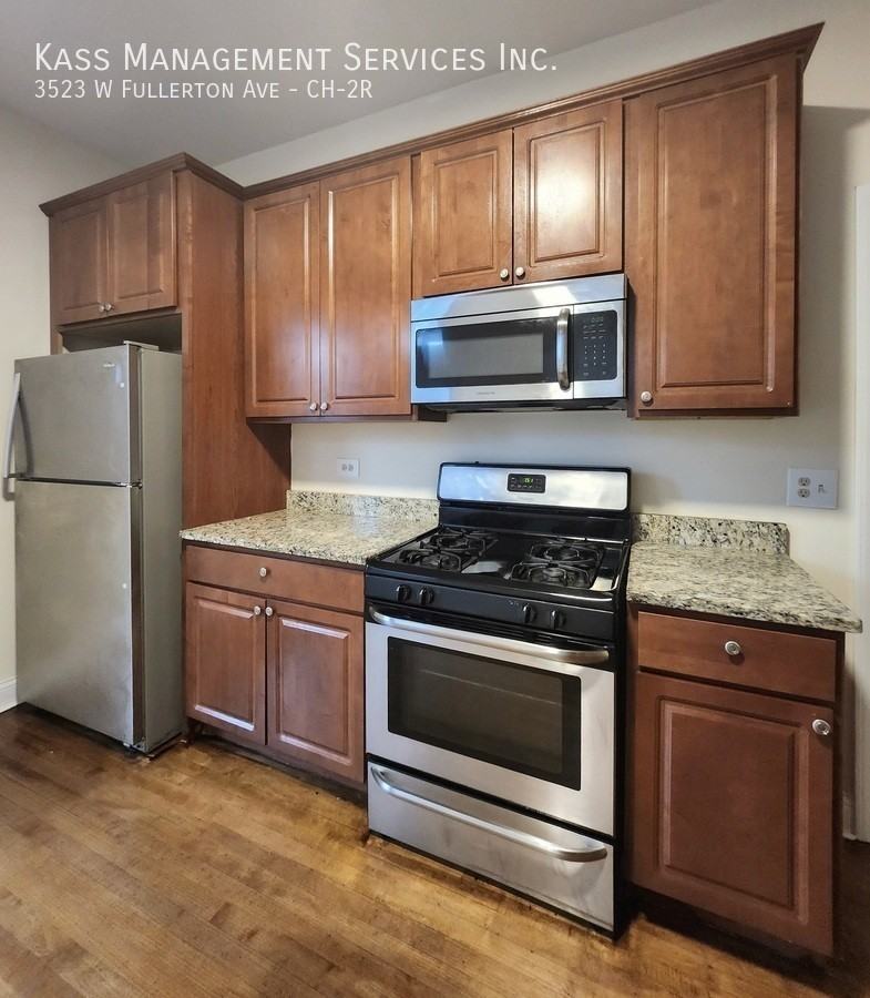 3523 W Fullerton Ave #CH2R - Photo 6 of 50